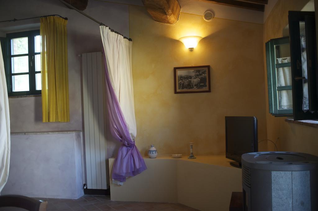 Agriturismo Erta Villa Casole d'Elsa Exterior photo